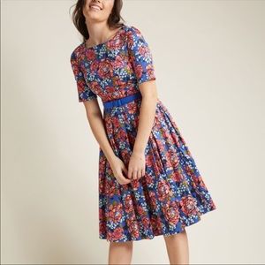 Modcloth Retro Boat Neck Floral Dress w/ Belt NWOT